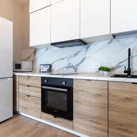 아파트 Brente Lantara